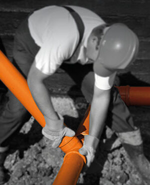 WiesneggerBau_Kanalanschluss_370px WiesneggerBau_Kanalanschluss_370px